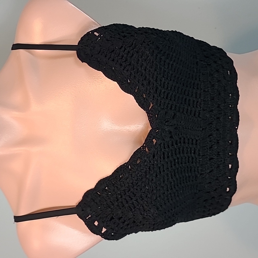 BOG Collective Crop Top‎ Crochet Bohemian Vacation Resortwear Beach Festival
